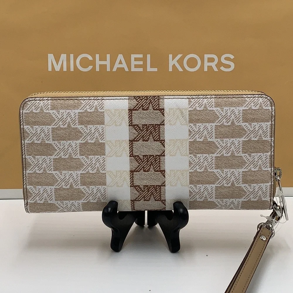 MICHAEL KORS LARGE TRAVEL CONTINENTAL WRISTLET WALLET CAMEL MULTI NWT